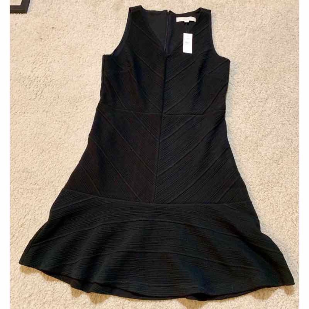 Loft black textured dress size 8 NWT $80